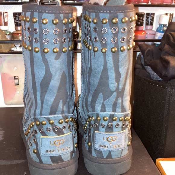 LIMITED EDITION AND RARE JIMMY CHOO UGGS - Picture 4 of 8